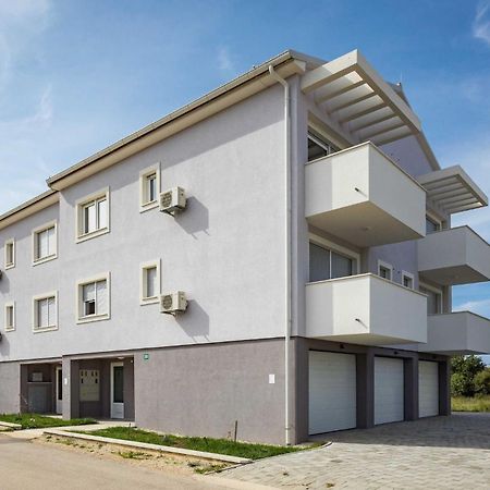 Lana Luxe Apartment Pula Exterior photo